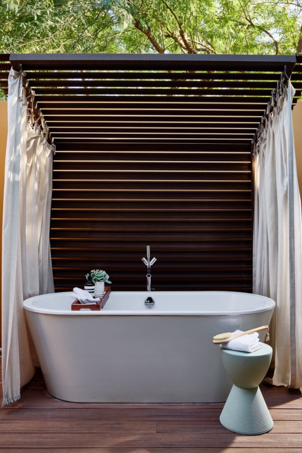 Spa Suite private outdoor soaking tub.